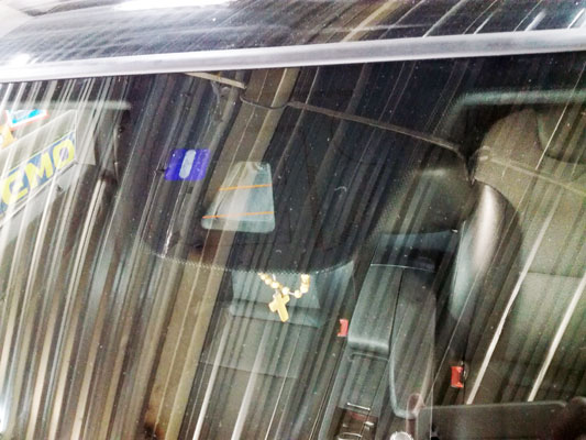Лобовое стекло на Mercedes W204